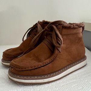 Gap boots